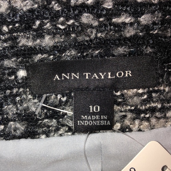 Ann Taylor Grey Jacket . NWT. 10 - Picture 8 of 11